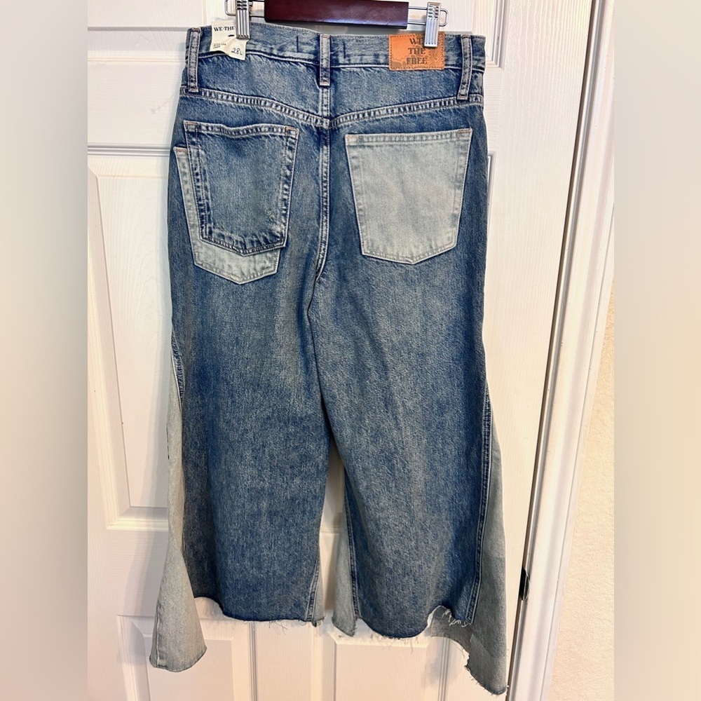 NEW Free People, We The Free, Ripple Wide-Leg Pieced Cropped Jeans - Picture 5 of 12
